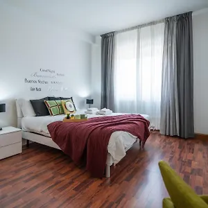 Hapton House 12 Mestre